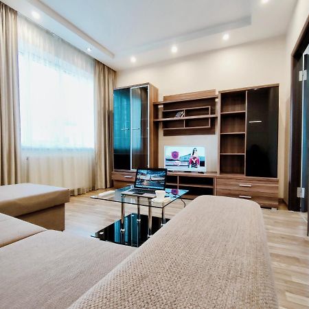 Apartmán Positive Lvov Exteriér fotografie