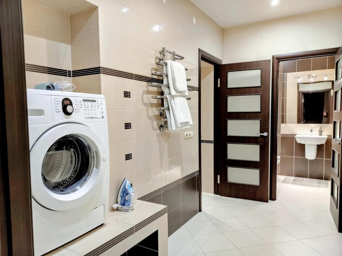 Apartmán Positive Lvov Exteriér fotografie