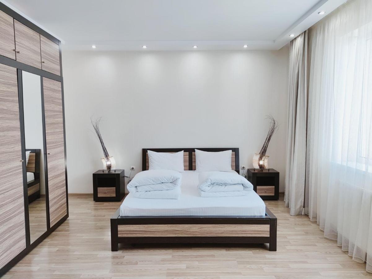 Apartmán Positive Lvov Exteriér fotografie