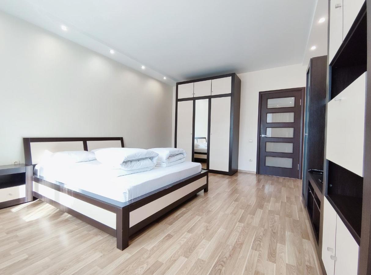 Apartmán Positive Lvov Exteriér fotografie