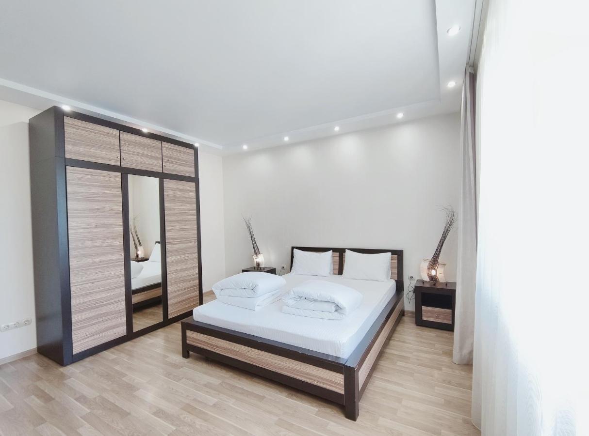Apartmán Positive Lvov Exteriér fotografie