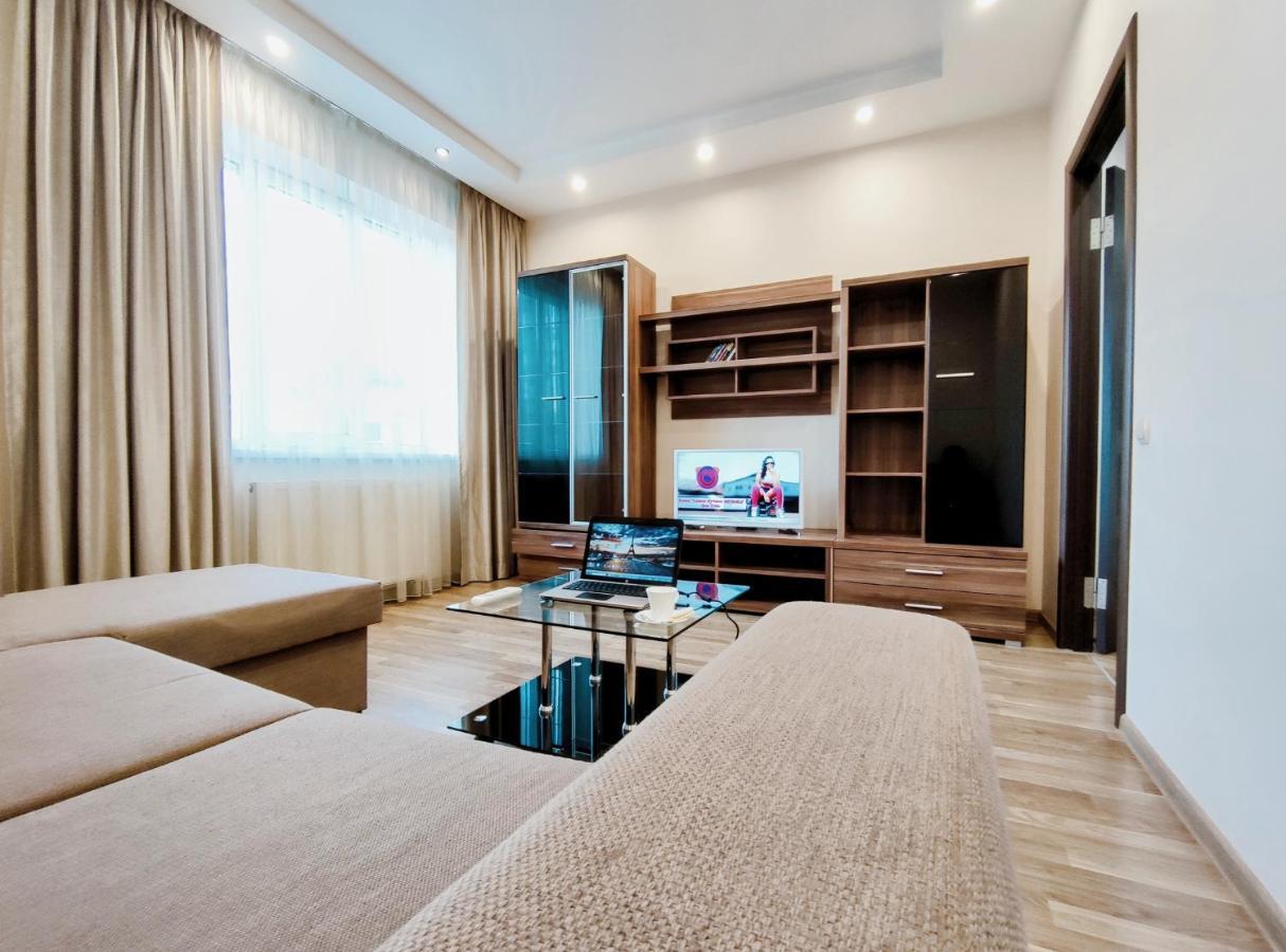 Apartmán Positive Lvov Exteriér fotografie