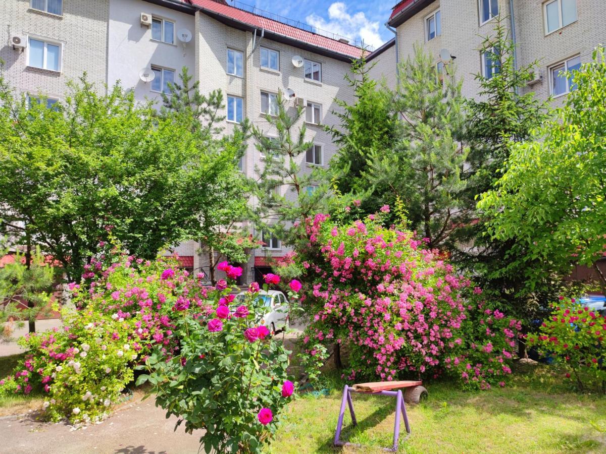Apartmán Positive Lvov Exteriér fotografie